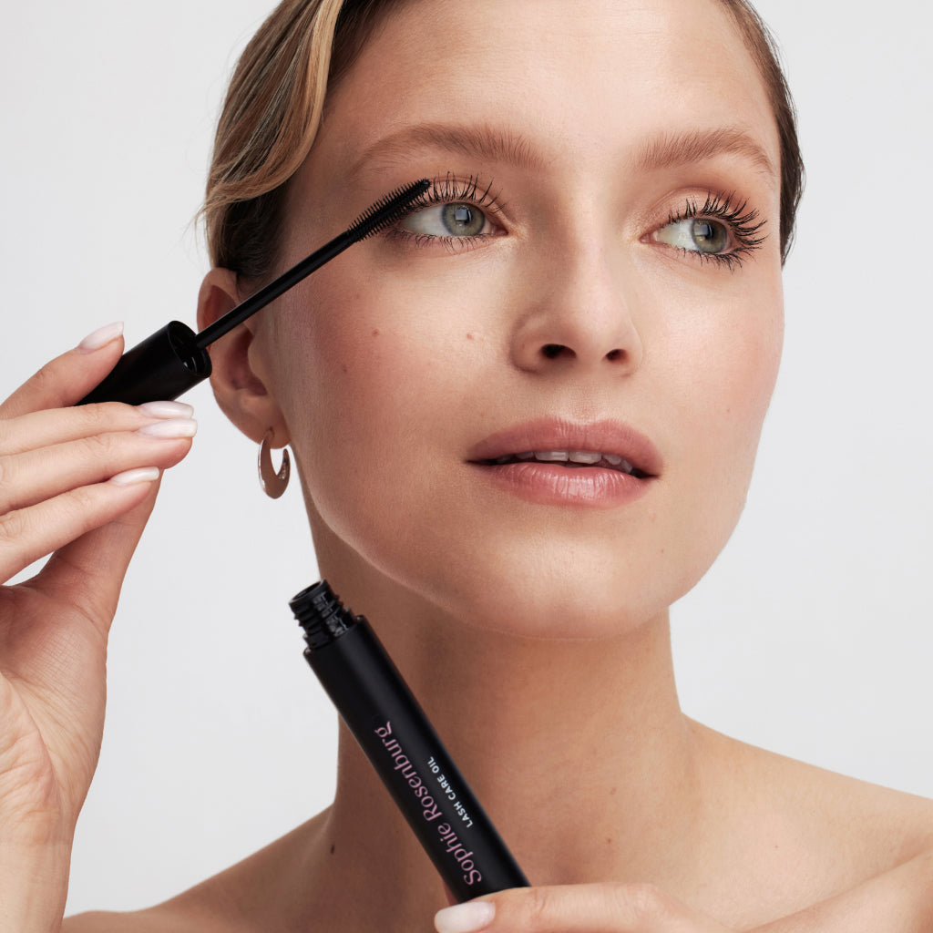 Huile de soins aux cils
